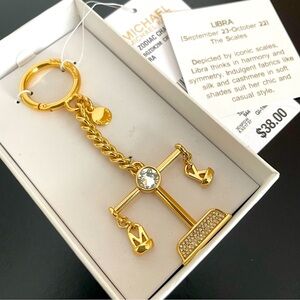 New!⚡️MICHAEL KORS Libra Zodiac Charmed Keychain